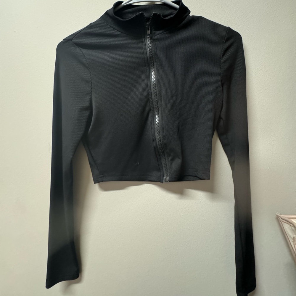 Crop Top Black Jacket